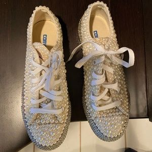 PEARL CONVERSE ALL STAR CHUCKS